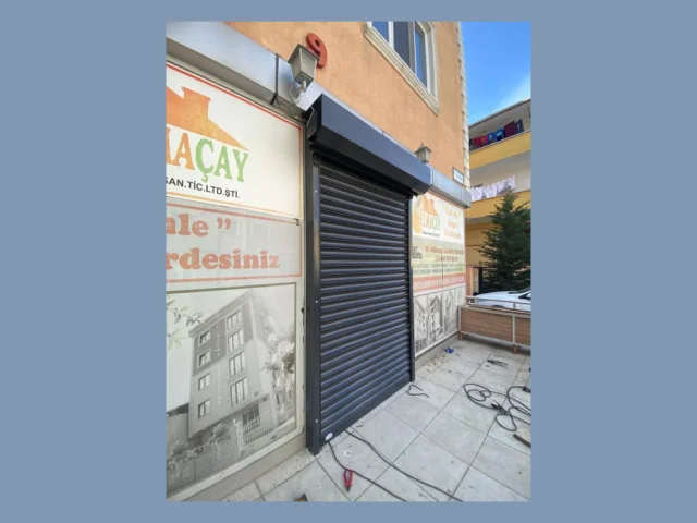 Hızlı PVC Kapı